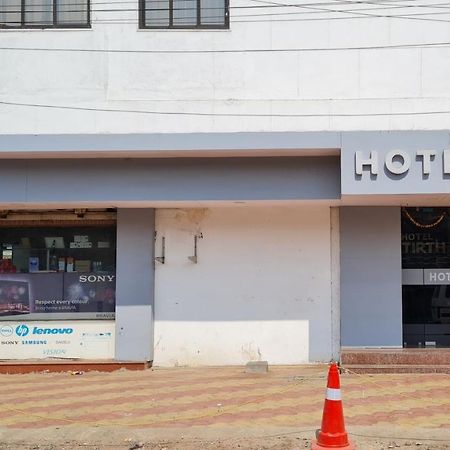 Hotel Tirth Ankleshwar ภายนอก รูปภาพ