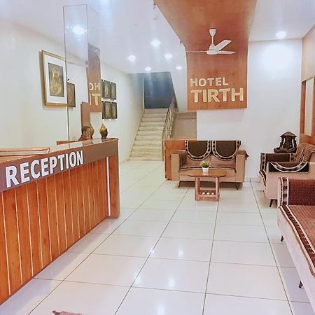 Hotel Tirth Ankleshwar ภายนอก รูปภาพ