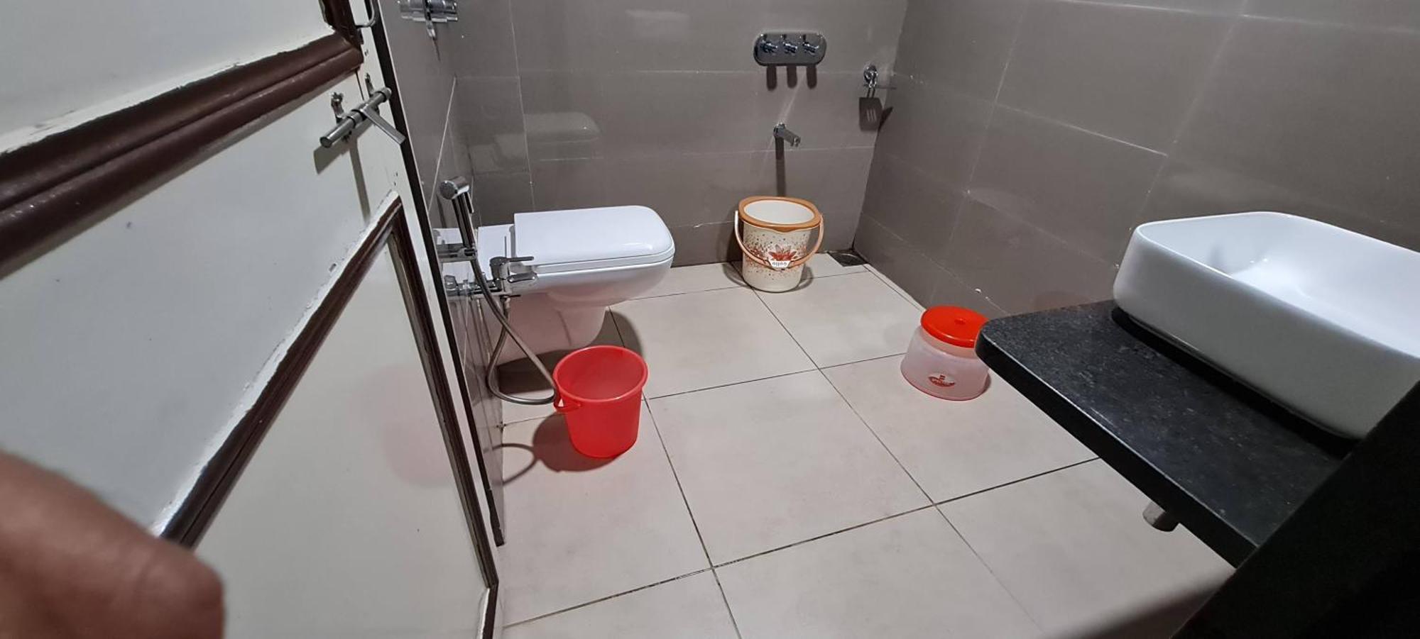 Hotel Tirth Ankleshwar ภายนอก รูปภาพ